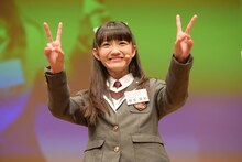 さくら学院で一番腕相撲が強い麻生真彩。