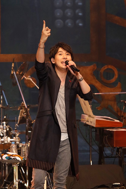 鈴村健一