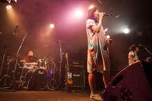 藤岡みなみ＆ザ・モローンズ「2016年、確信」の様子。