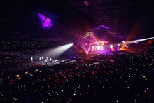 「2PM ARENA TOUR 2016 "GALAXY OF 2PM"」大阪・大阪城ホール公演の様子。（写真提供：EPICレコードジャパン）