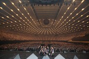 「2PM ARENA TOUR 2016 "GALAXY OF 2PM"」大阪・大阪城ホール公演の様子。（写真提供：EPICレコードジャパン）