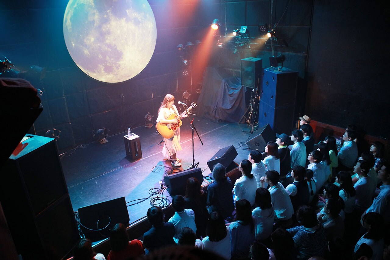 コレサワ（撮影：小坂茂雄）