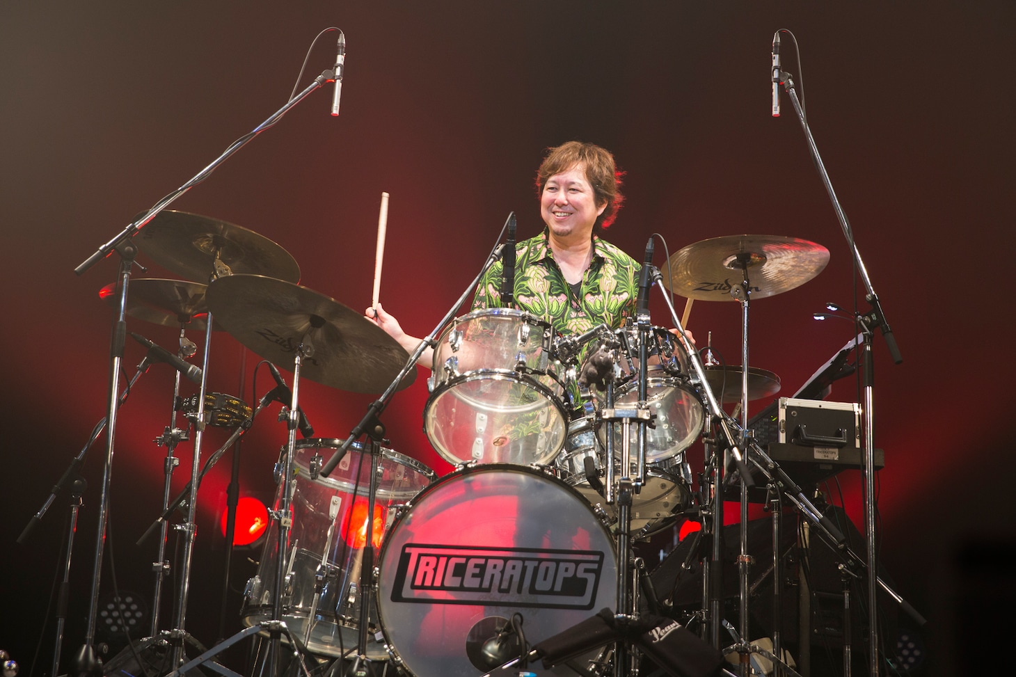吉田佳史（Dr）（撮影：山本倫子）