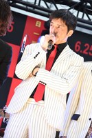 谷中敦（Baritone sax）