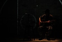 amazarashi「Premium LIVE VIEWING『世界分岐二〇一六』」の様子。（写真提供：ソニー・ミュージックアソシエイテッドレコーズ）