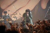 銀杏BOYZ「世界平和祈願ツアー 2016」東京・Zepp DiverCity TOKYO公演の様子。（撮影：村井香）