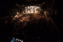 tricot「KABUKU TOUR 2016」東京・赤坂BLITZ公演の様子。（Photo by Ohagi）