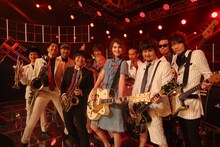 東京スカパラダイスオーケストラ feat.Ken Yokoyamaとバカリズム、マギー。 (c)日本テレビ