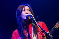 中嶋イッキュウ（Vo, G）（Photo by Ohagi）