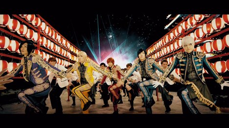 アルスマグナ「サンバ DE わっしょい! feat. 九瓏幸子」ミュージックビデオのワンシーン。