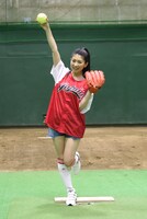 ファーストピッチセレモニー本番に向けて意気込む茅原投手。