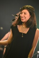 Mia Nascimento（Especia）