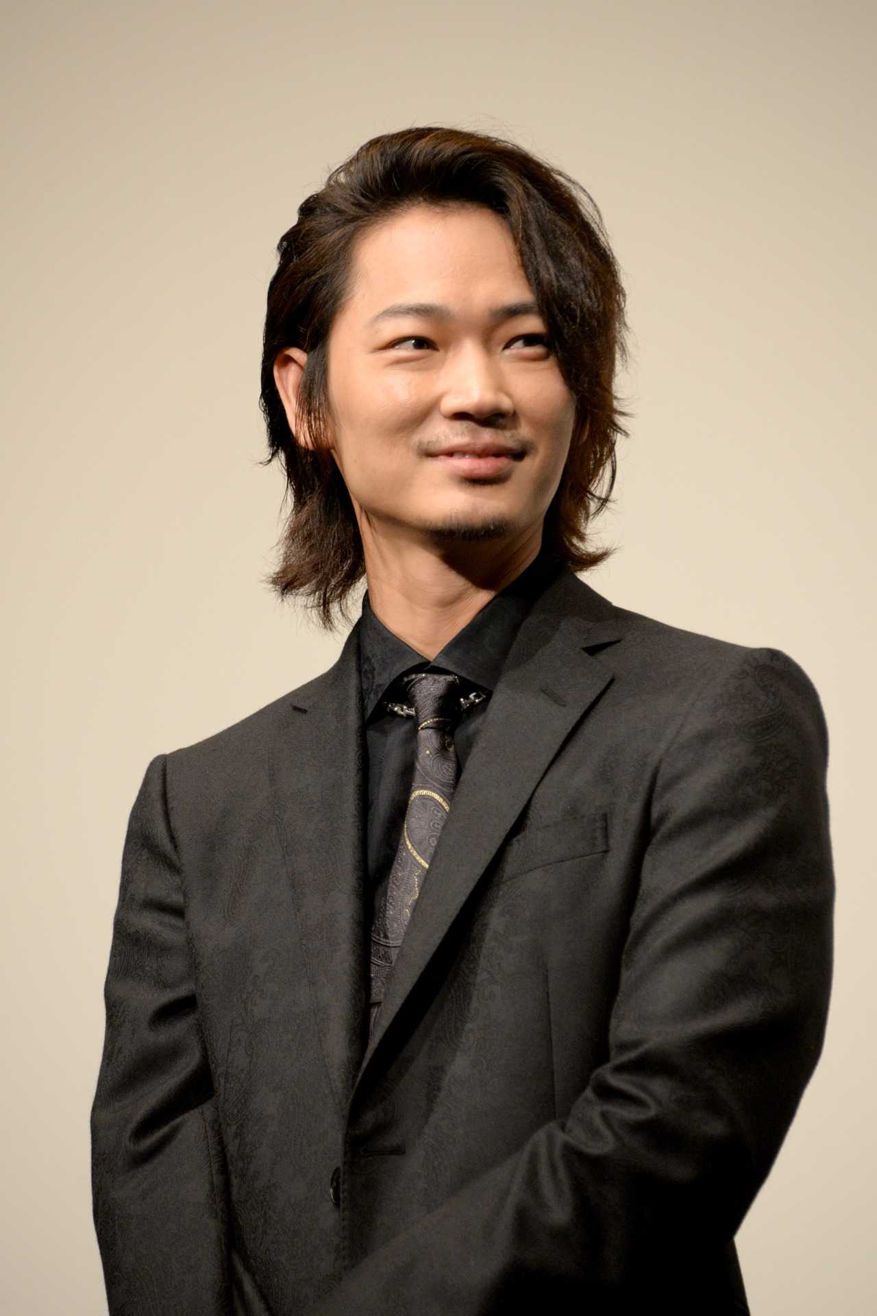 綾野剛