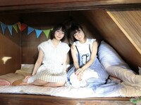 左から吉岡里帆、吉澤嘉代子。