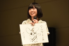 記憶のみで見事な「ピーポくん」の絵を描いた夢眠ねむ。