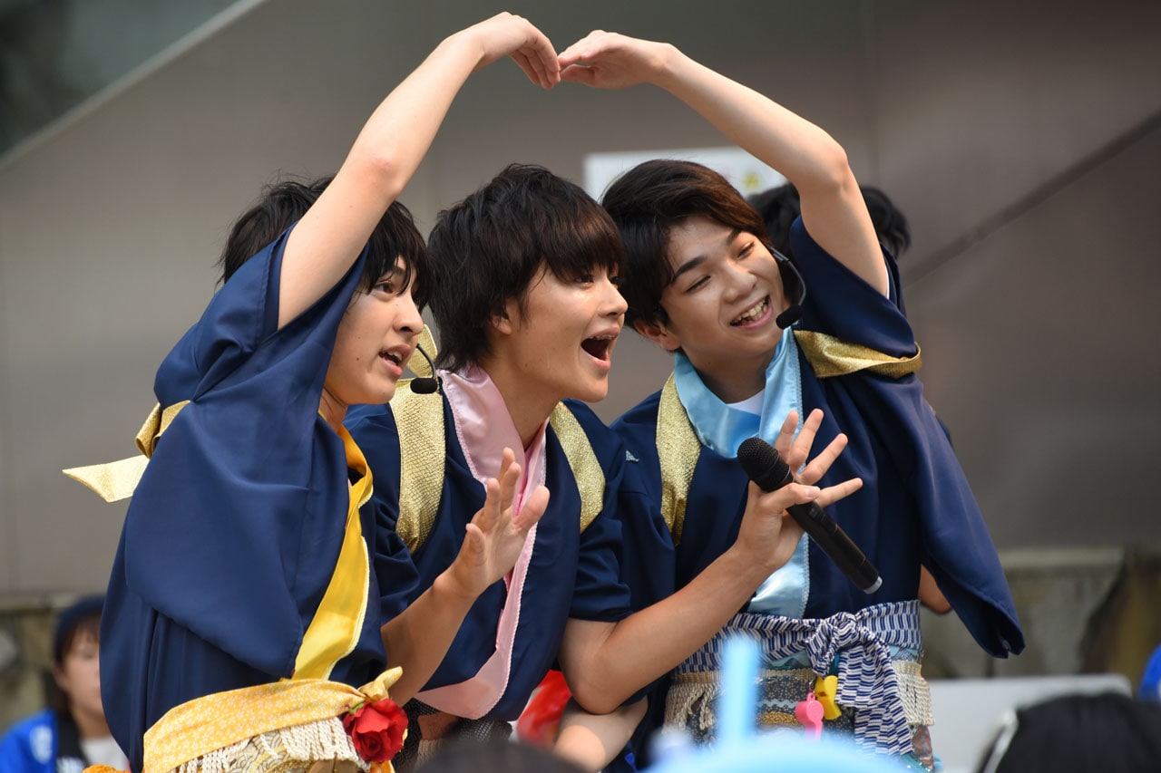 M!LK ペンライト カラチェン 佐野勇斗 吉田仁人 塩﨑太智 佐野勇斗・塩﨑太智・吉田仁人が語る「イイじゃん」のM!LKらしさ