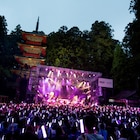 和楽器バンドが五重塔バックに幻想的ライブ、新曲「起死回生」初披露