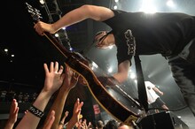 松崎兵太（G, Cho / SHANK）（撮影：岸田哲平）