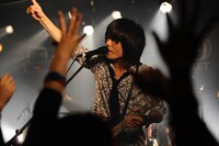 熊谷和海（G, Vo）（写真提供：EPICレコードジャパン）