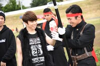 エステー「消臭力 Premium Aroma」CMのメイキングシーン。