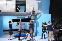 エステー「消臭力 Premium Aroma」CMのメイキングシーン。