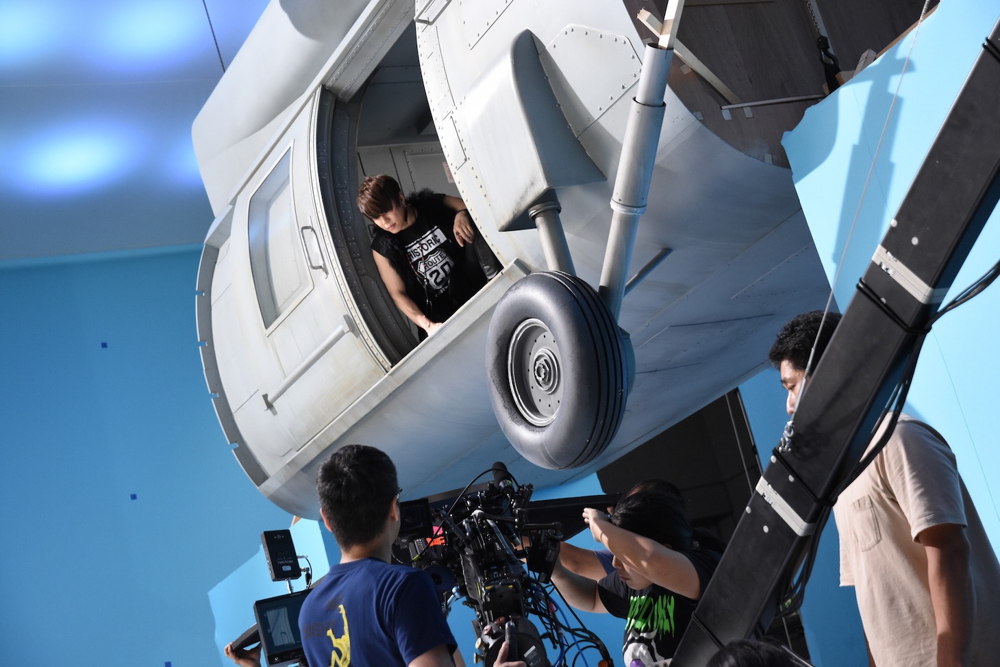 エステー「消臭力 Premium Aroma」CMのメイキングシーン。