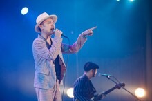 FLYING KIDS（写真提供：フォーライフミュージックエンタテイメント）