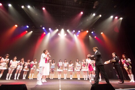 感謝状贈呈の様子。（写真提供：ジョブ・ネット）