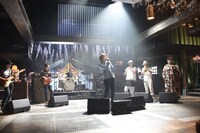 セッションパートの収録の様子。