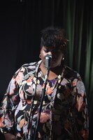 オリヴィア・バレル