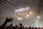 [Alexandros]「Premium V.I.P. Party」大阪・大阪城ホール公演の様子。（撮影：渡邉一生）