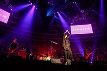 [Alexandros]「Premium V.I.P. Party」大阪・大阪城ホール公演の様子。（撮影：渡邉一生）