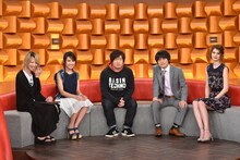 左より有泉智子氏、井上苑子、岡崎体育、バカリズム、マギー。 (c)日本テレビ