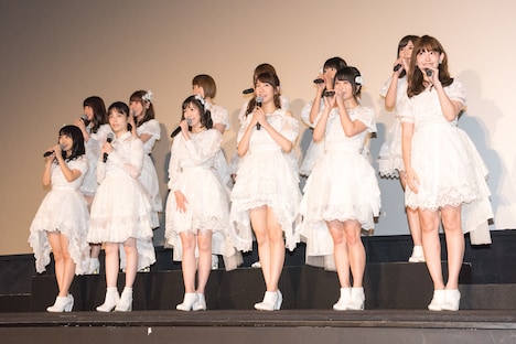 「存在する理由 DOCUMENTARY of AKB48」舞台挨拶の様子。