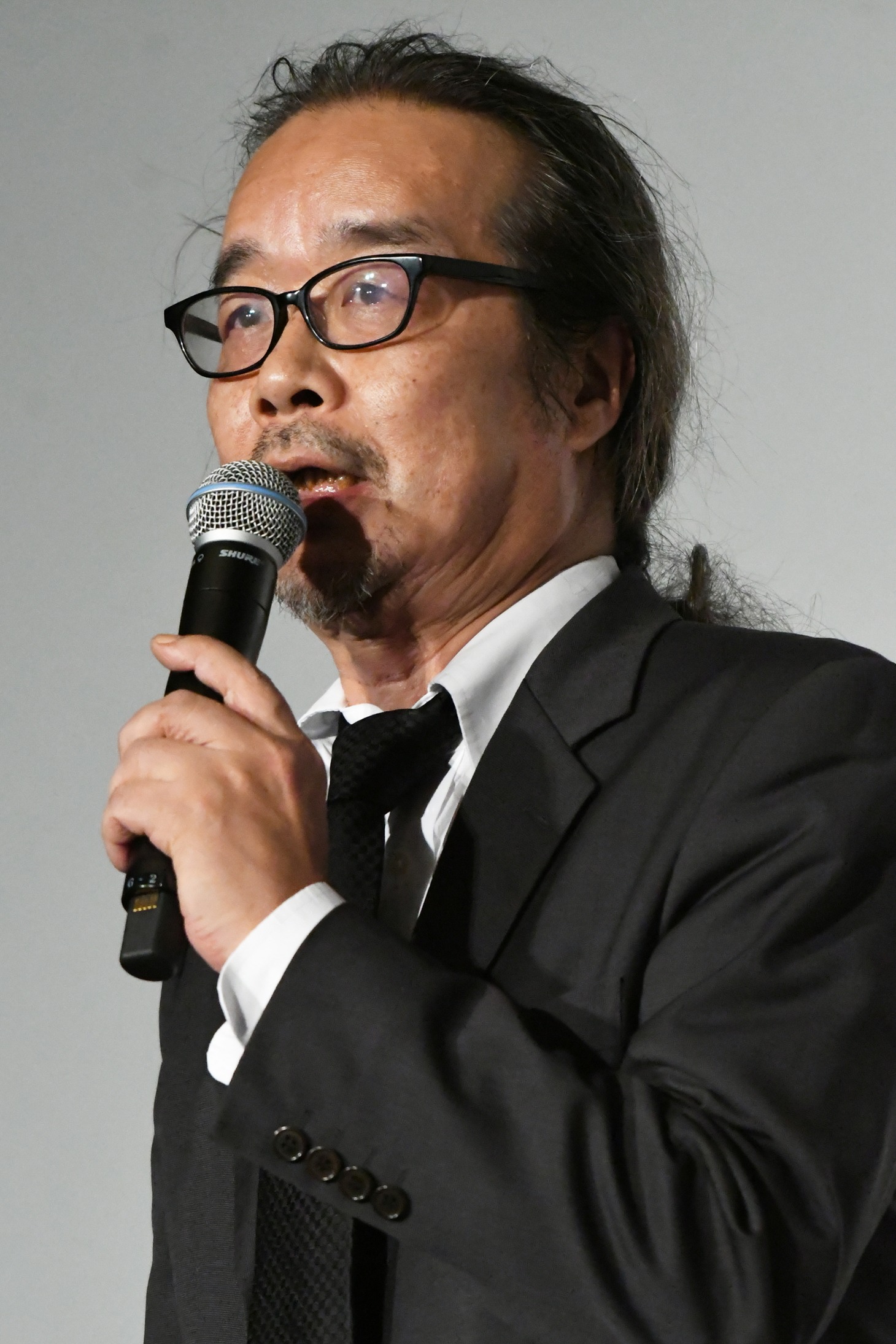 石原真