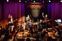 「American Express InterFM897 × COTTON CLUB THE ROOTS OF MUSIC Vol. 3 BENI」の様子。 （撮影：高田梓）