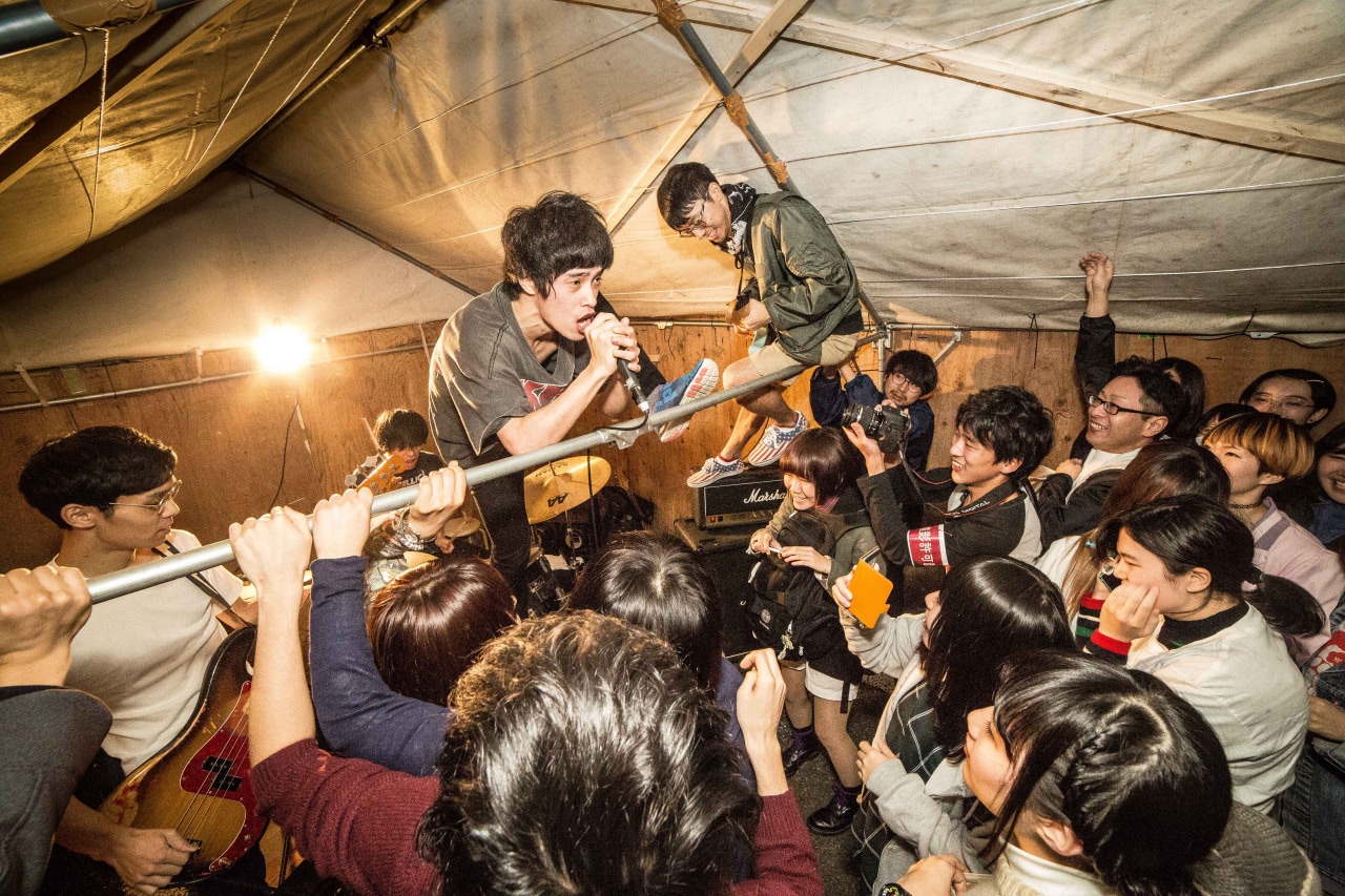 快速東京の7作目は初の7inch、映画「TOO YOUNG TO DIE!」のあの曲も収録