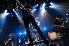 何度も死のうと思った マイファスhiro 武道館へ続くツアー初日に涙 音楽ナタリー 何度も死のうと思った マイファスhiro 武道館へ続くツアー初日に涙 音楽ナタリー
