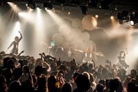 NECRONOMIDOL 4thワンマンライブ「Tenebrae Ascendant」の様子。（撮影：外林健太）