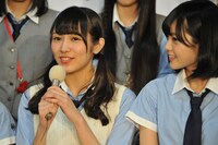 渡辺梨加と平手友梨奈。