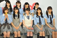 上段左から石森虹花、小池美波、原田葵、長沢菜々香。下段左から渡邉理佐、菅井友香、今泉佑唯、小林由依、土生瑞穂。