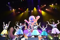 「面皰」を歌うエビ中。