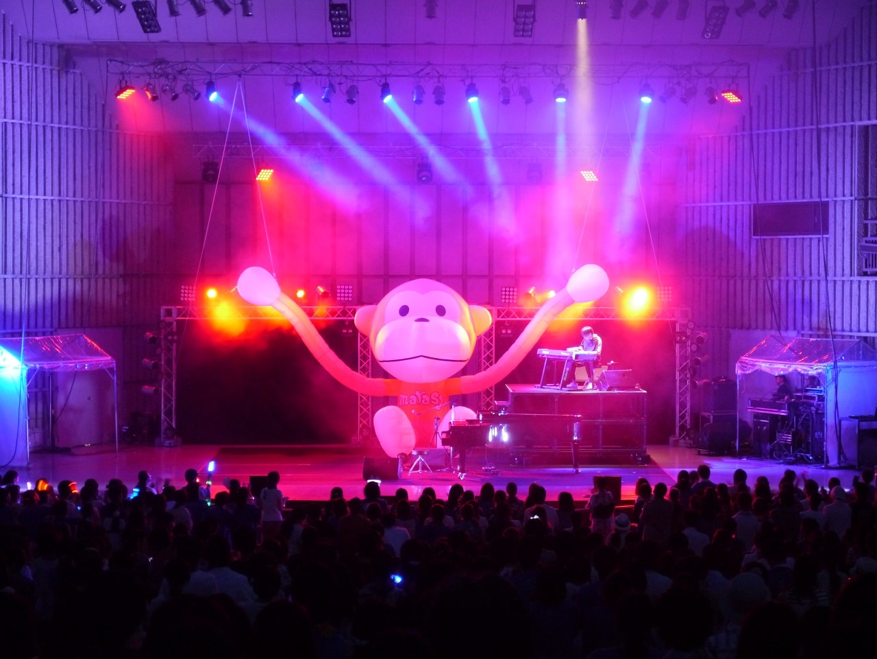 まらしぃ、客演多数の「まらフェス」で気が済むまでピアノを弾く