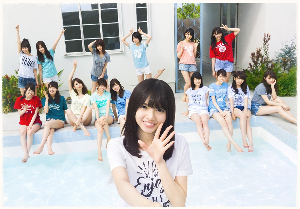 人気画像6位は「乃木坂46新作タイトルは『裸足でSummer』、自撮りジャケットも公開」より、乃木坂46「裸足でSummer」通常盤ジャケット。