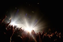 フレデリック「フレデリズムツアー2016～オンリーワンダーランド」東京・Zepp DiverCity TOKYO公演の様子。（撮影：鈴木公平）