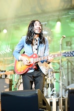 JIM（G, Cho）（Photo by RUI HASHIMOTO[SOUND SHOOTER]）