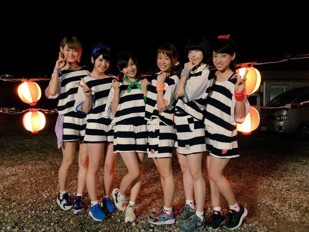 lyrical school「サマーファンデーション」ミュージックビデオ撮影時の様子。（写真提供：キングレコード）
