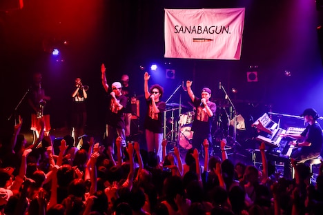 SANABAGUN.「デンジャーなプレリリースパーティー」東京・clubasia公演の様子。（撮影：小見山峻）
