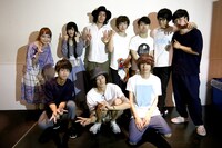 Czecho No Republicとパスピエ。（撮影：鈴木公平）