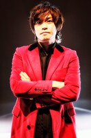 上原子友康（怒髪天）